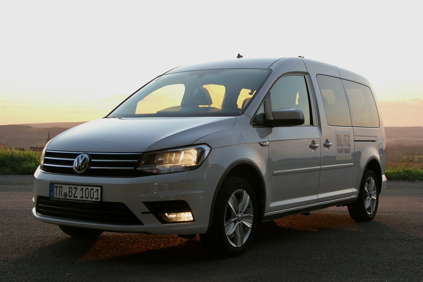 Grey taxi -photo placeholder